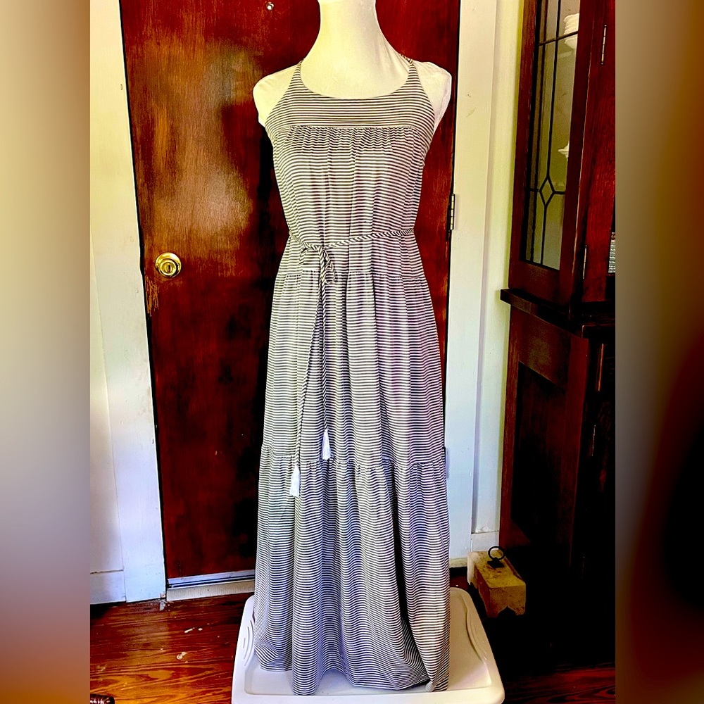 Souvenir Maxi Elegant, Flowing and Light - size Small